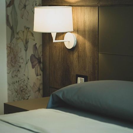 Hotel Pontemare 팔레르모 외부 사진