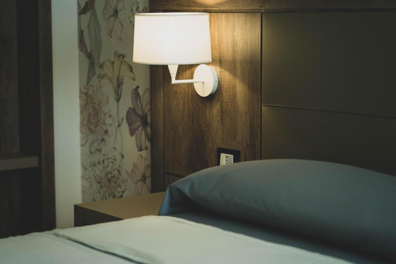 Hotel Pontemare 팔레르모 외부 사진